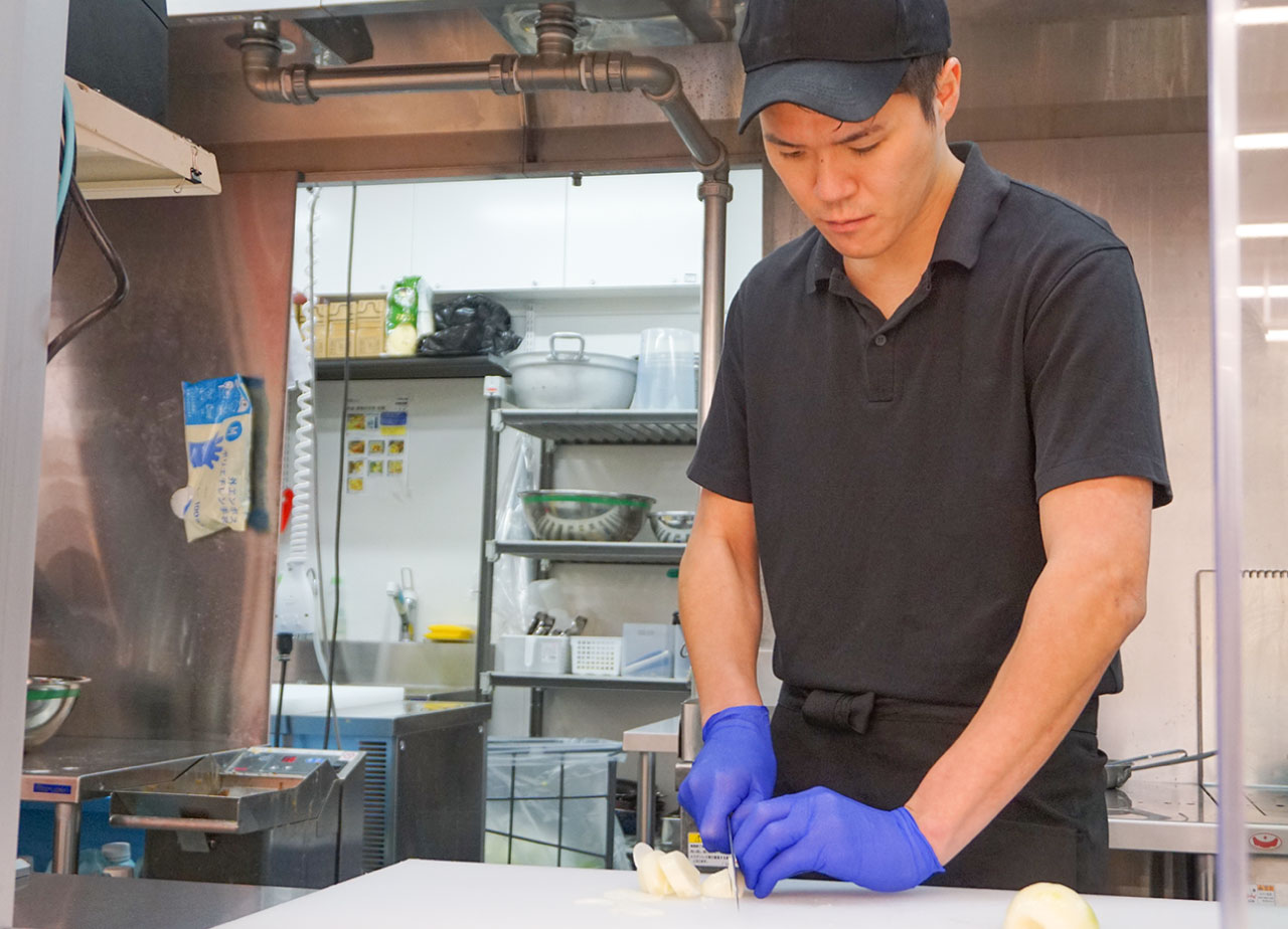 11年の和食経験からロピアへ。決め手は「日本一の企業をつくろう」という言葉