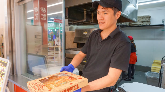 ロピア 惣菜事業部 チーフ インタビュー